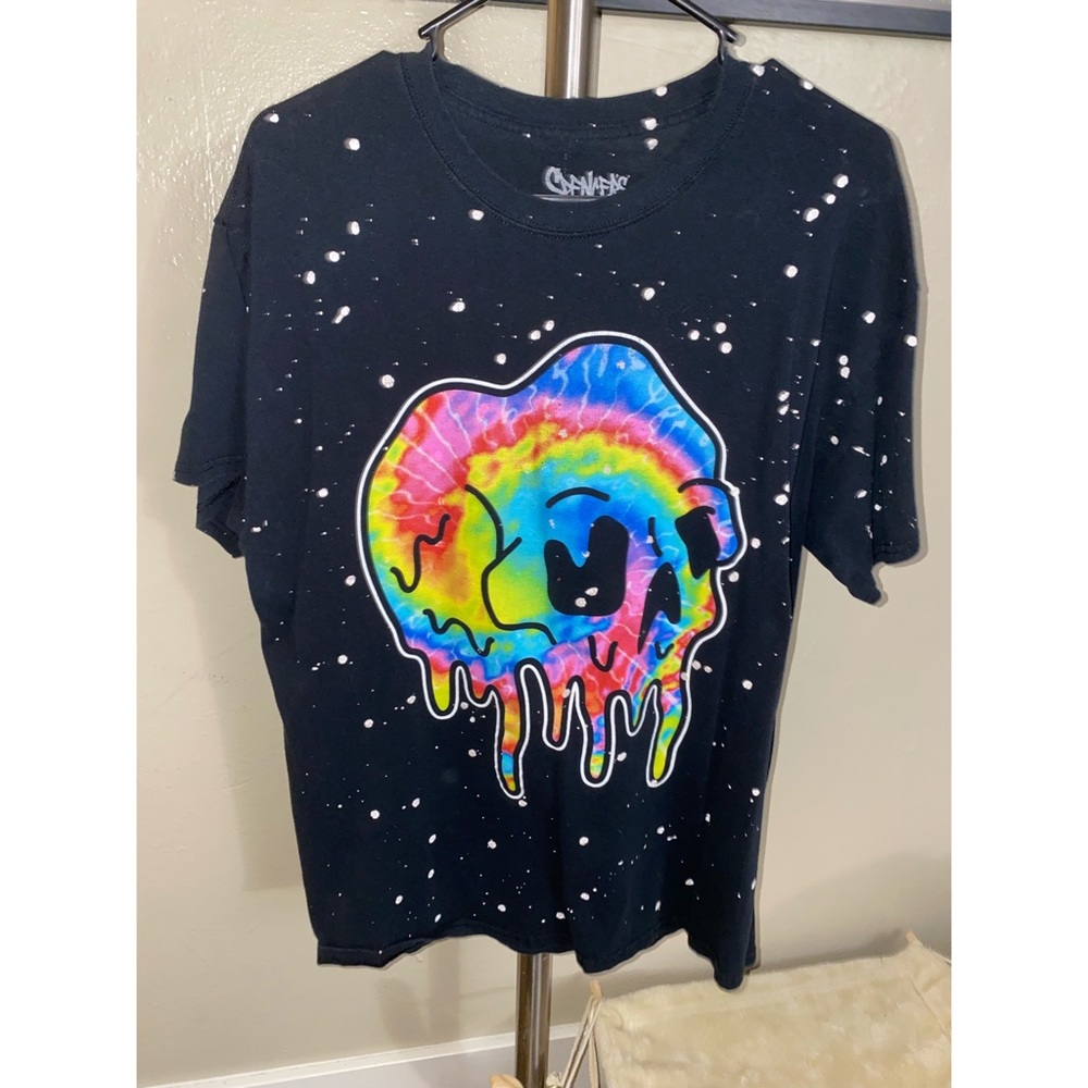 Trippy Skull Tee